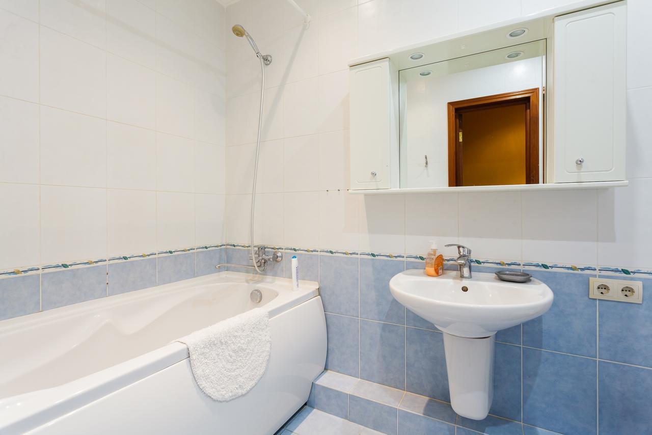 Apartment In Complex Korona On Knyazhyi Zaton 21 Kiev Exteriör bild